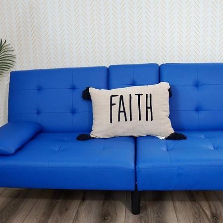Jay'S Cozy Arts Apartment Tampa Bagian luar foto